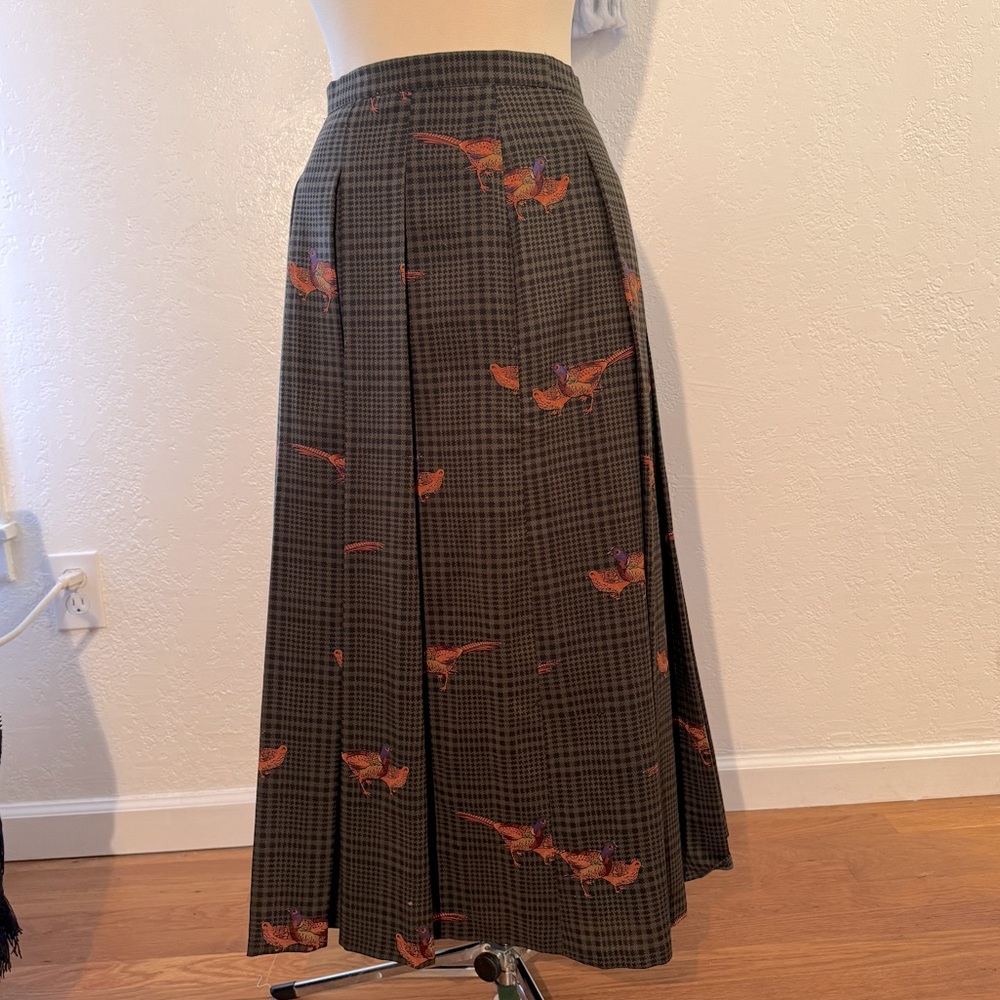 Vintage midi skirt with pheasants